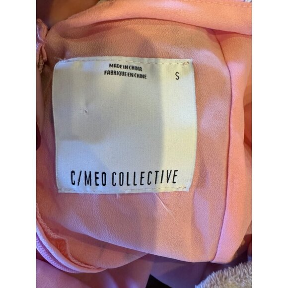 C/MEO Collective Romper Women Small Pink Floral Print V Neck Ruffled Elation‎ - Picture 10 of 12